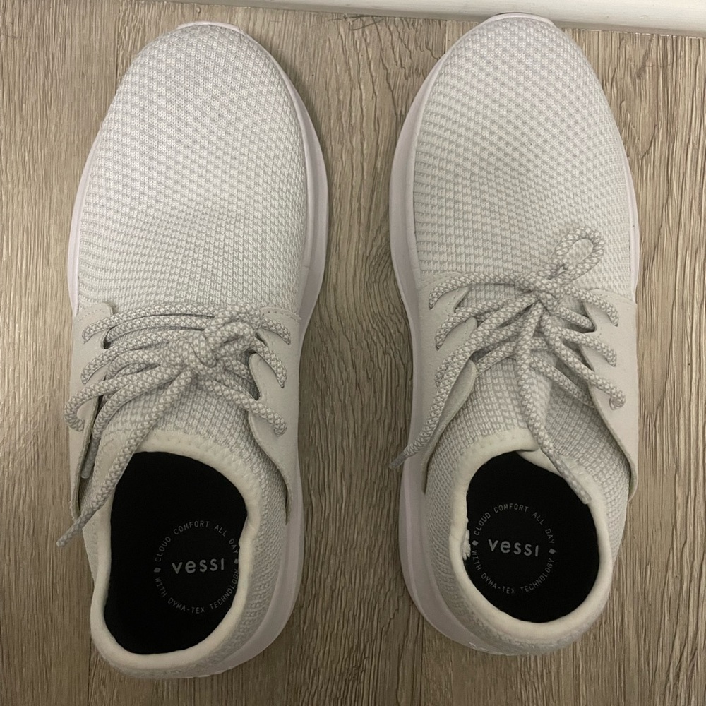 WOMEN'S EVERYDAY Vessi waterproof sneakers in pearl white.